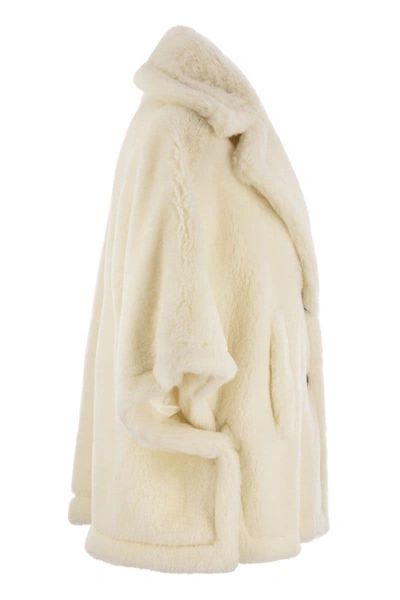 Shop Max Mara Aleggio - Short Cape In Teddy Fabric In White
