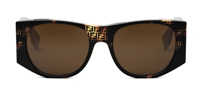 Shop Fendi Baguette Fe40109i 55e Oval Sunglasses In Brown