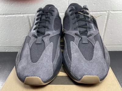 Pre-owned Adidas Originals Adidas Yeezy Boost 700 V1 Utility Black 2023 Size 12 Men Fv5304 Fast Shipping