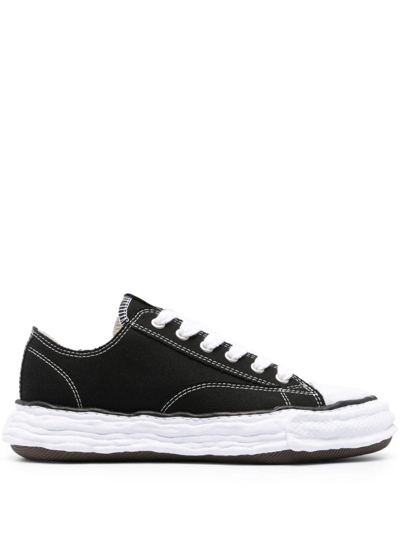 Shop Miharayasuhiro Peterson23 Low-top Sneakers In Nero