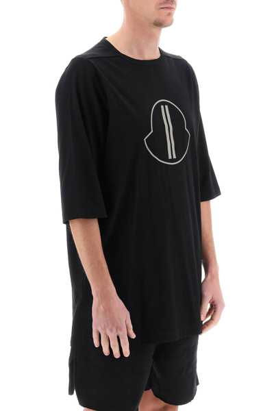 Shop Moncler Genius Short Sleeve Level T-shirt In Black (black)