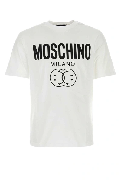 Shop Moschino T-shirt In White