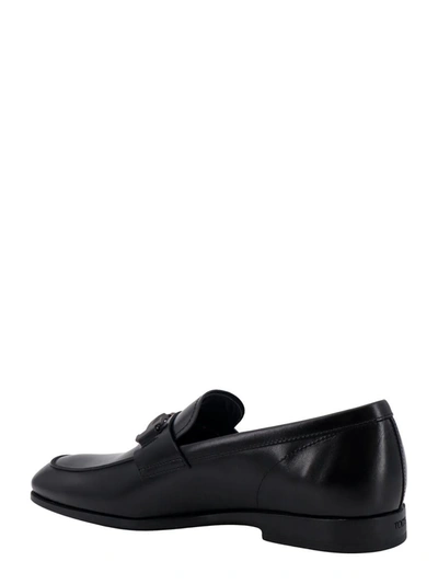 Tod's Smooth Leather Moccasin Loafers With Subtle Stitching In Black