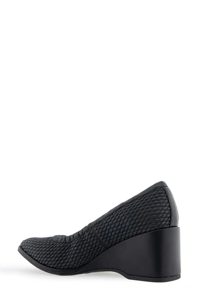 Aerosoles Airlie Dress-pump-wedge In Black Quilt