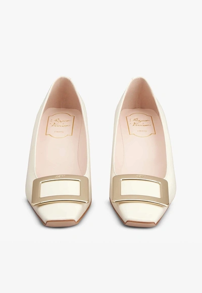 Roger Vivier Belle Vivier 45 Mother-of-pearl Buckle Pumps In Leather In Off-white