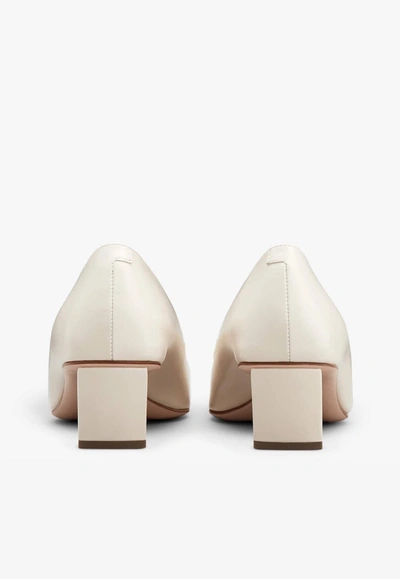 Shop Roger Vivier Belle Vivier 45 Mother-of-pearl Buckle Pumps In Leather In Off-white