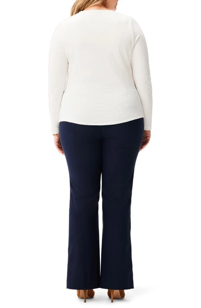Nic + Zoe Textured Twist Front Knit Top In Cream