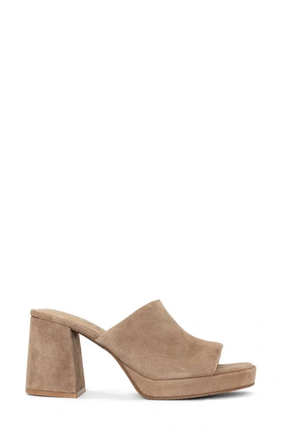 Nydj Dewi Platform Slide Sandal In Light Taupe