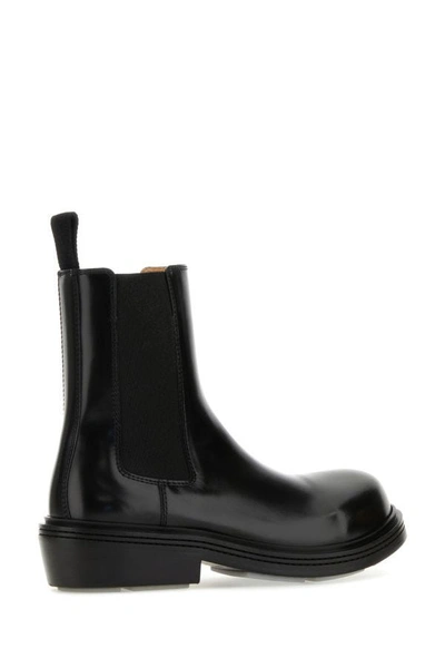 Bottega Veneta Polished Finish Black Ankle Boots With Elastic Side Panels In Multicolor