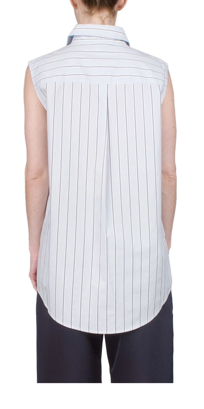 6397 Sleeveless Button Down Top In Light Blue/navy