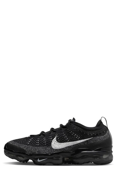 Nike Air Vapormax 2023 Flyknit Running Shoes In Black/ White