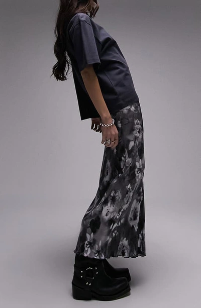 Shop Topshop Print Plissé Midi Skirt In Black