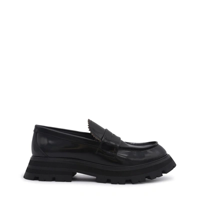 Shop Alexander Mcqueen Flat Shoes Black