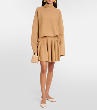 Aquazzura Maia Grosgrain-trimmed Glossed-leather Ballet Flats In Beige