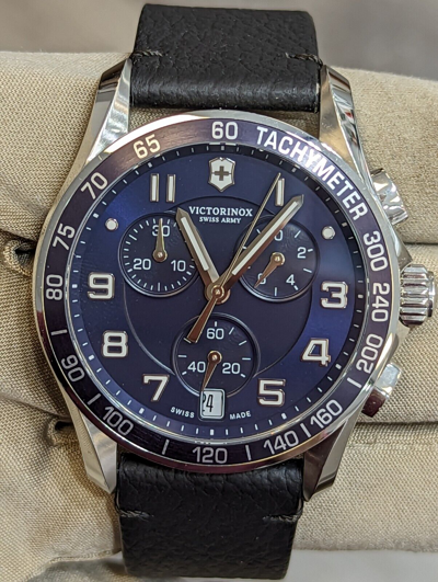 Pre-owned Victorinox Brand  Swiss Army Men's Chrono Blue Dial Leather Watch 241497.1