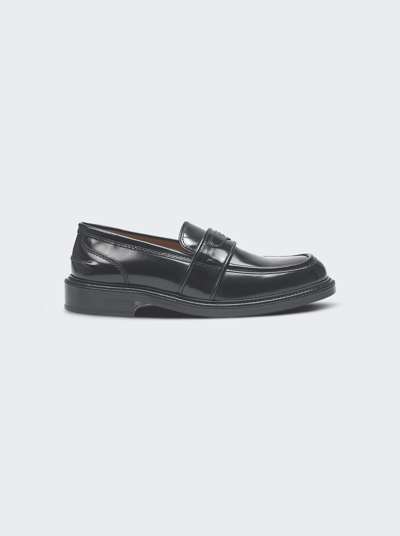 Shop Maison Kitsuné Leather Loafers In Black