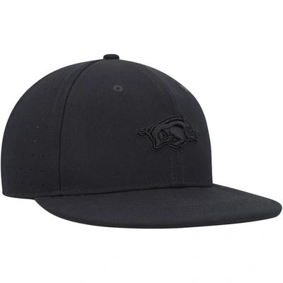 Nike Black Arkansas Razorbacks Triple Black Performance Fitted Hat ...