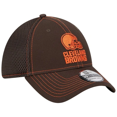 Shop New Era Brown Cleveland Browns Team Neo Pop 39thirty Flex Hat