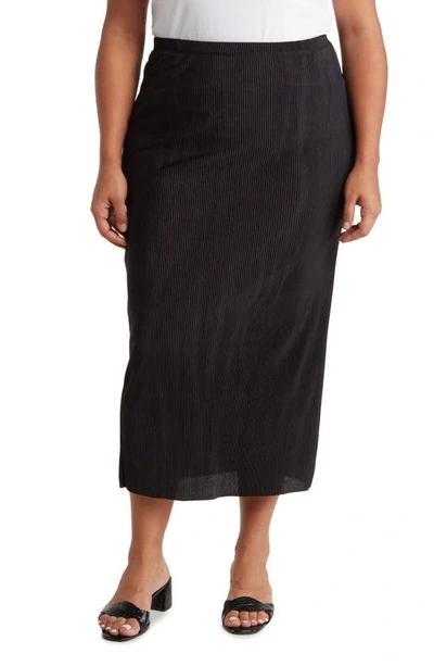 Shop Tash And Sophie Plissé Midi Skirt In Black