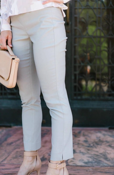 Nic + Zoe Crop Wonderstretch Pant In Grey Stone