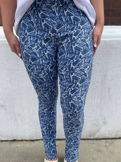 Shop Elliott Lauren Control Stretch Patterned Pants In Blue