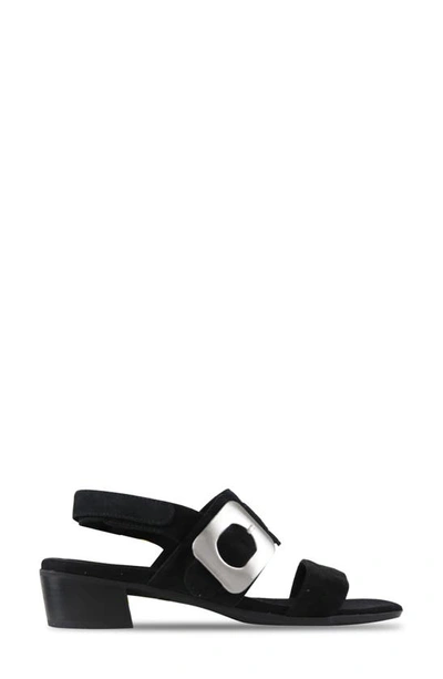 Munro Ashlin Slingback Sandal In Black Suede