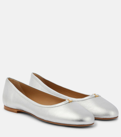 Chloé Marcie Metallic Leather Ballerina Flats In Silver