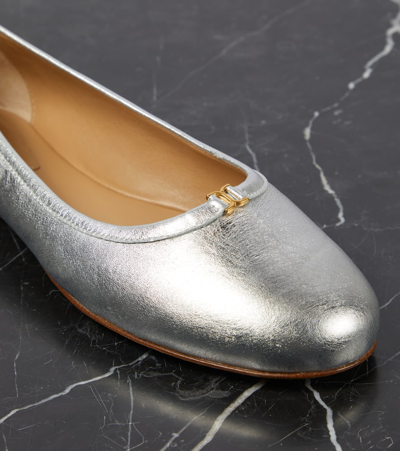 Chloé Marcie Metallic Leather Ballerina Flats In Silver