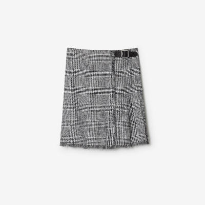 Shop Burberry Warped Houndstooth Nylon Kilt In Monochrome