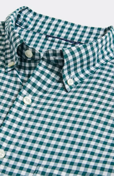 Shop Vineyard Vines Classic Fit On-the-go Brrrº Gingham Button-down Shirt In Charleston Green