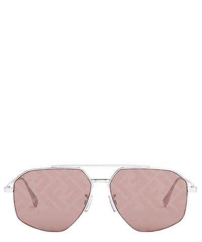 Shop Fendi Sunglasses Fe40062u In Crl