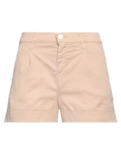 Shop Jacob Cohёn Woman Shorts & Bermuda Shorts Sand Size 25 Lyocell, Cotton, Elastane In Beige