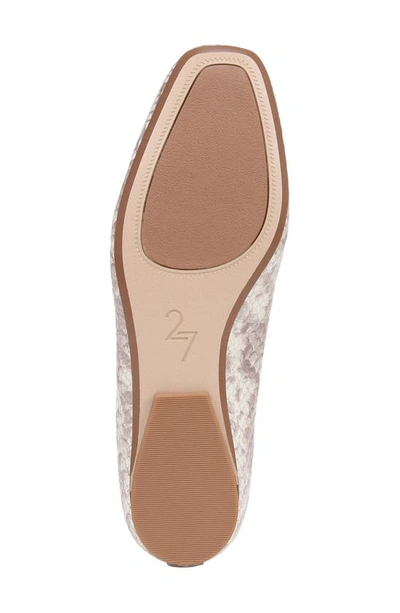 27 Edit Naturalizer Carla Flat In White Multi Snake