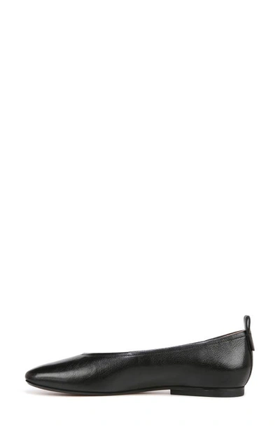 27 Edit Naturalizer Carla Flat In Black Leather