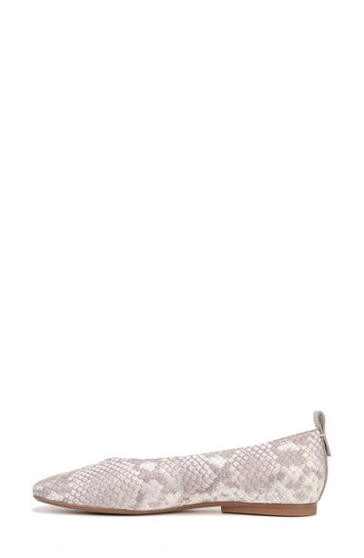 27 Edit Naturalizer Carla Flat In White Multi Snake
