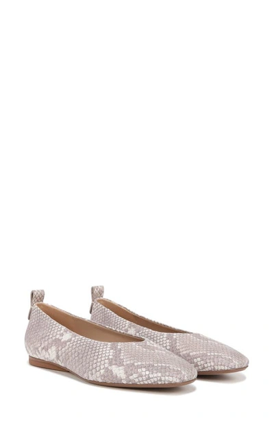 27 Edit Naturalizer Carla Flat In White Multi Snake