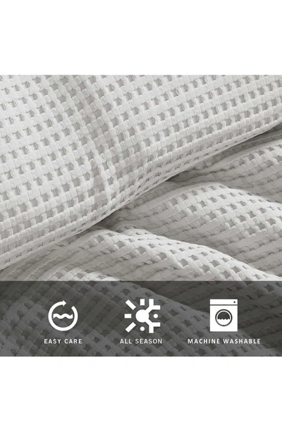 Kenneth Cole Waffle Comforter & Sham Set In Grey