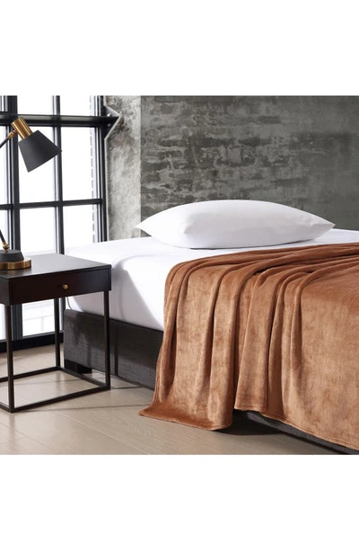 Kenneth Cole Solid Throw Blanket In Ginger Orange