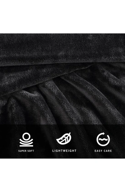 Kenneth Cole Solid Throw Blanket In Black