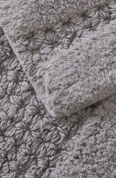 Kenneth Cole Set Of 2 Waffle Bath Mats In Pebble Grey