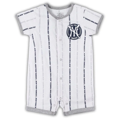 Shop Outerstuff Infant White New York Yankees Ball Hitter Coverall