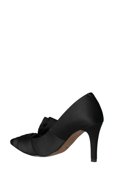 J. Reneé Hirisha Pointed Toe Pump In Black