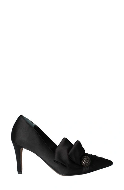 J. Reneé Hirisha Pointed Toe Pump In Black