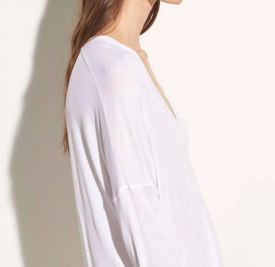Vince Drop Shoulder V-neck Top In Off-white In White