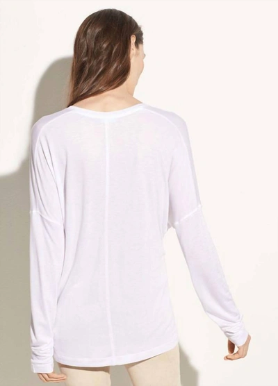 Vince Drop Shoulder V-neck Top In Off-white In White