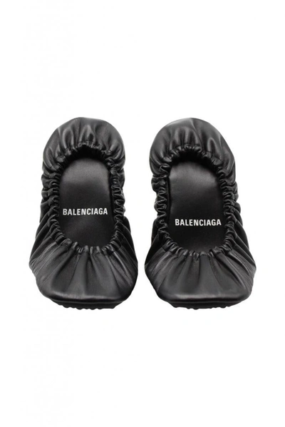 Shop Balenciaga Tug Pump Shoes In Black