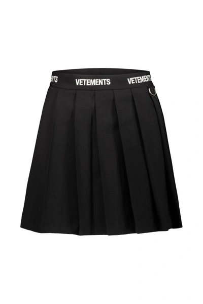Shop Vetements Plissè Skirt Clothing In Black