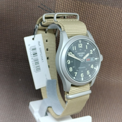 Pre-owned Seiko 5 Sports Srpg35k1 Field Sports Style Nylon Military Style Men Sport Watch