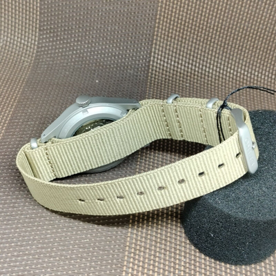 Pre-owned Seiko 5 Sports Srpg35k1 Field Sports Style Nylon Military Style Men Sport Watch