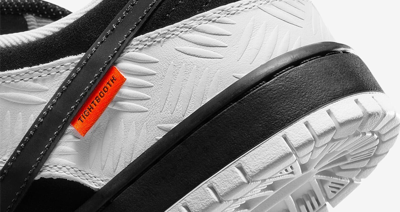 Pre-owned Nike Tightbooth ×  Sb Dunk Low Pro Qs Black And White Fd2629-100 Men's Size